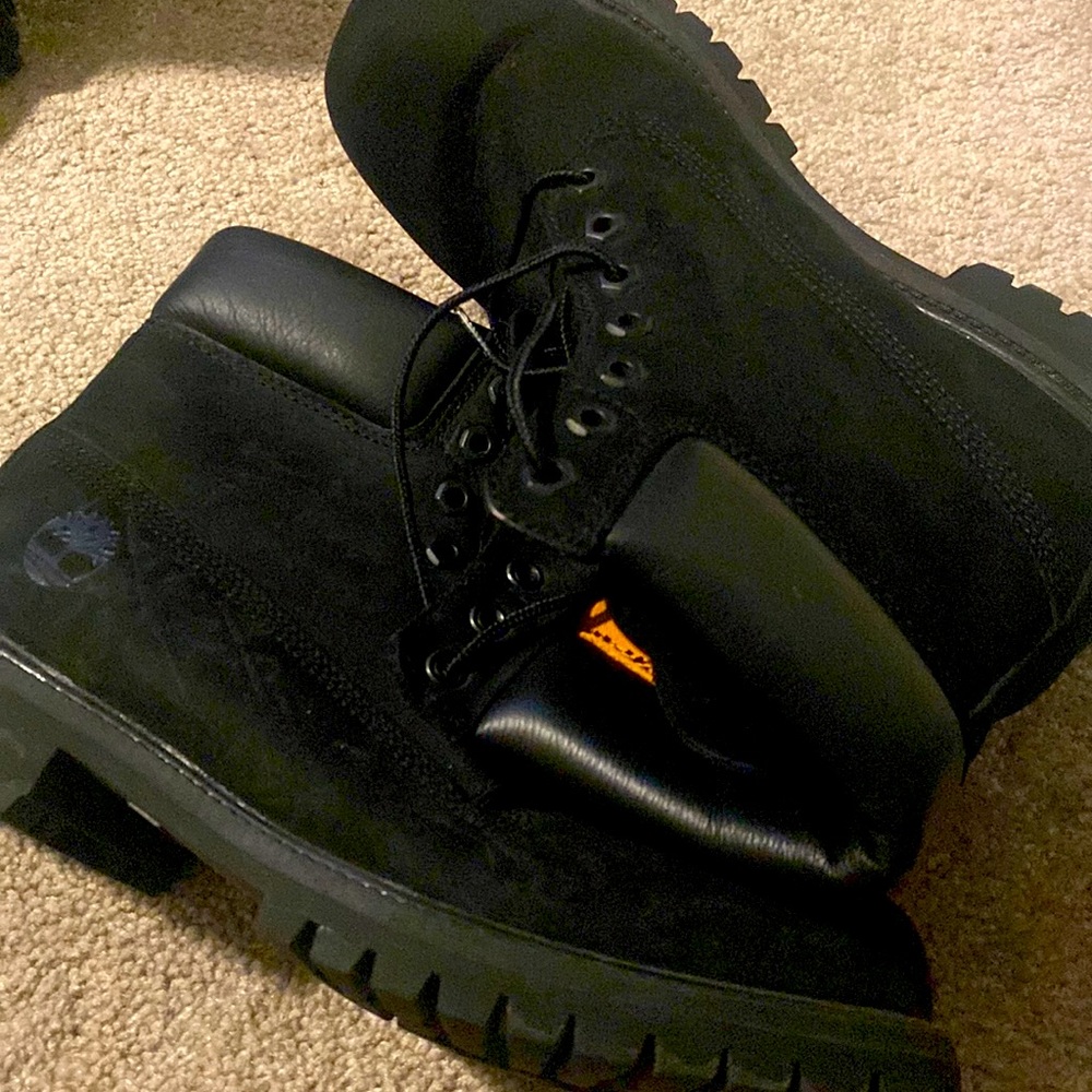 Timberland Suede black boots!